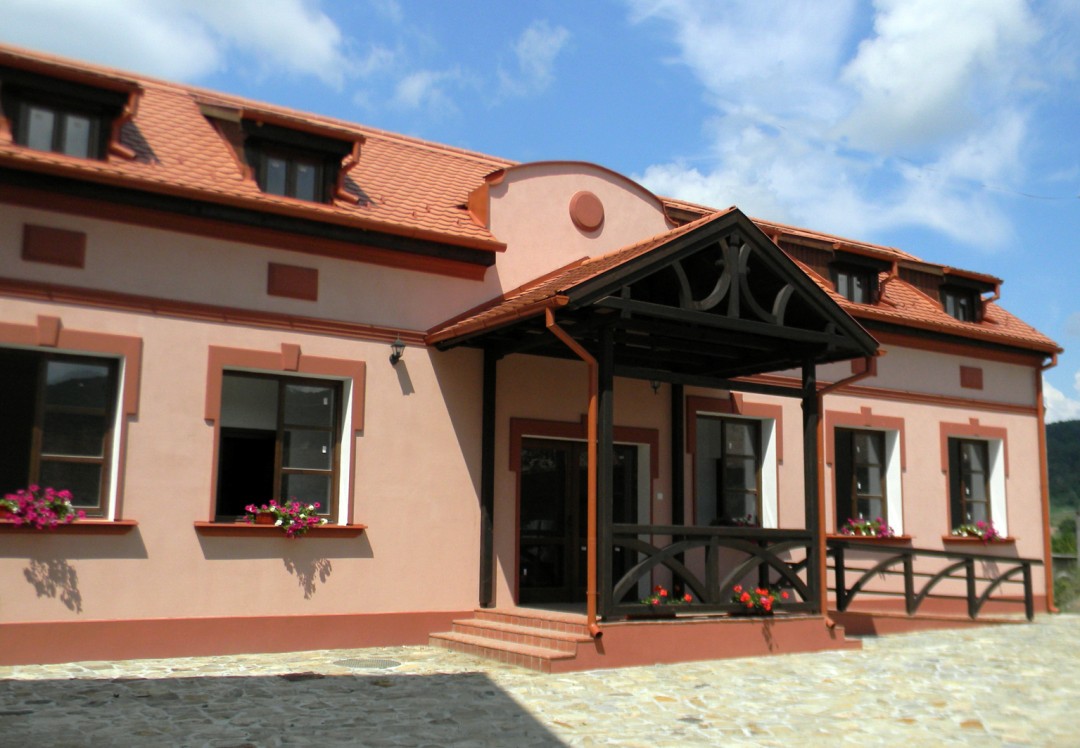 Construire centru local de informare și promovare turistică în localitatea Saschiz